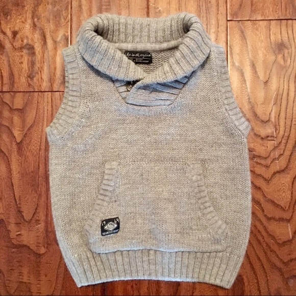 Toddler Boy Grey Sweater Vest - Picture 2 of 6